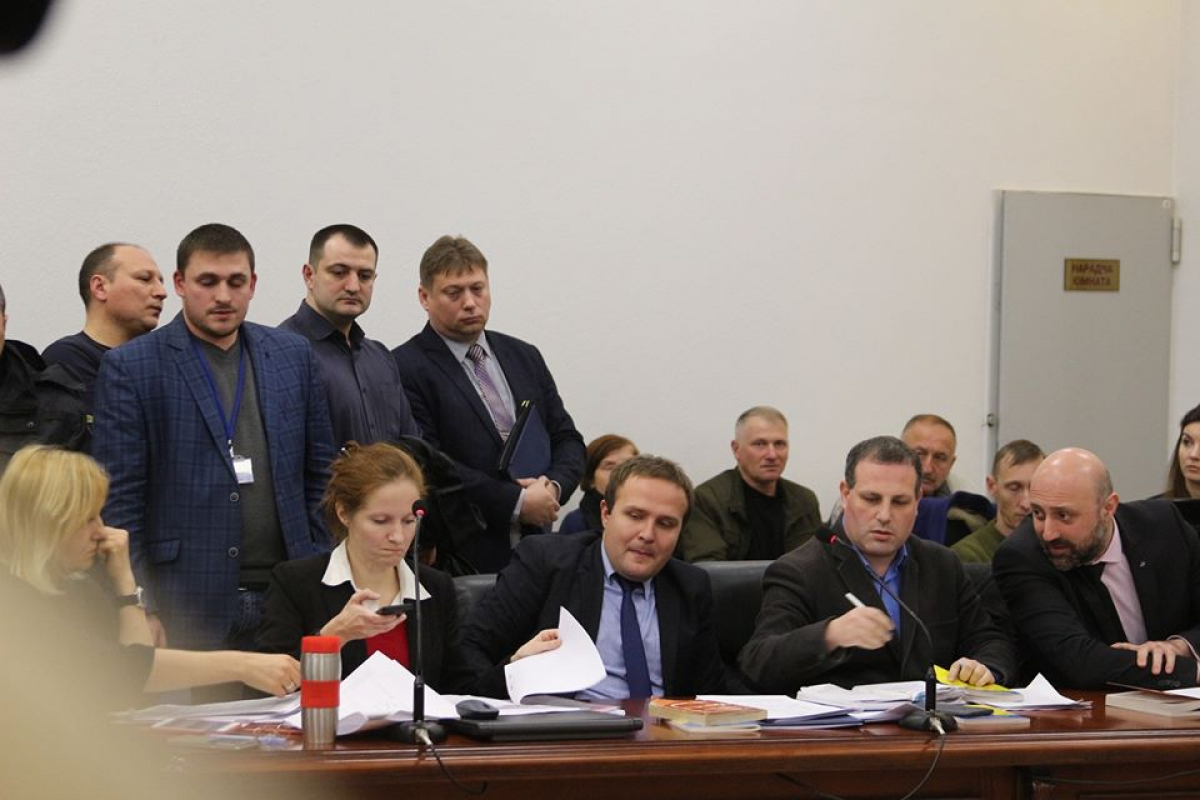 Внезапная замена всех прокуроров на заседании по делу "беркутовцев": чего добивается Рябошапка