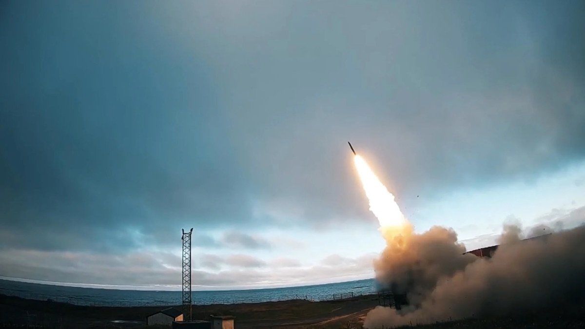 США впервые передут Украине дальнобойные ракеты GLSDB: готовится офицальное заявление - WSJ