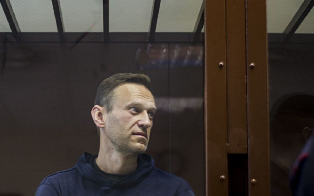 "Отравление, как подарок ко дню рождения Бастрыкина", – росСМИ выдвинули новую версию убийства Навального