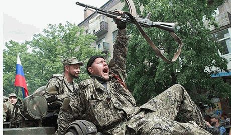 "Тир" на бензозаправке: "Ополченцы" ради развлечения уничтожают инфраструктуру Донбасса и снимают это на видео