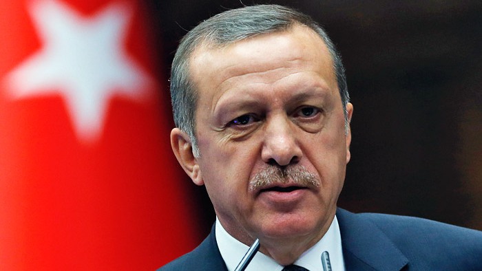 Эрдоган объявил, что следующие три месяца в Турции будет действовать чрезвычайное положение