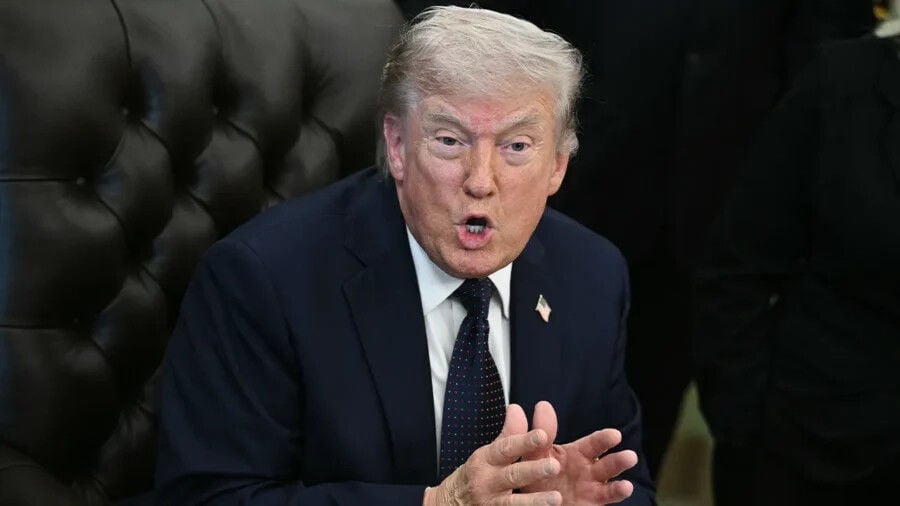 Король Британии Карл III три раза за вечер подколол Трампа в Белом доме: появилось видео