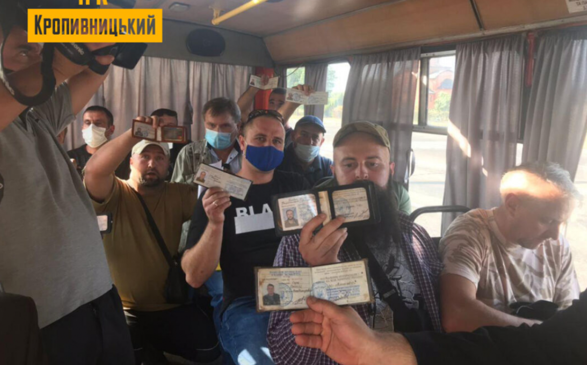 В Кропивницком "Азов" оригинально проучил водителя маршрутки, отказавшегося везти ветерана АТО: появилось фото