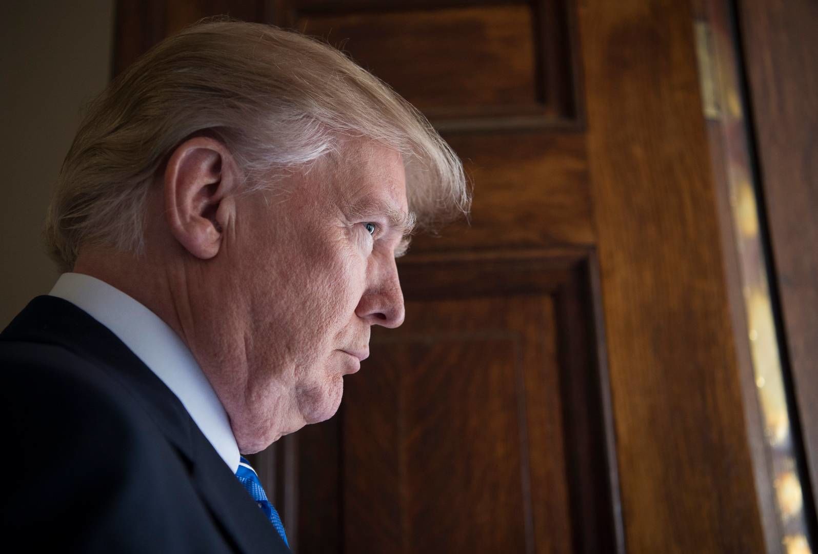 В кустах найден АК-47: у Трампа сообщили новые подробности стрельбы возле политика 