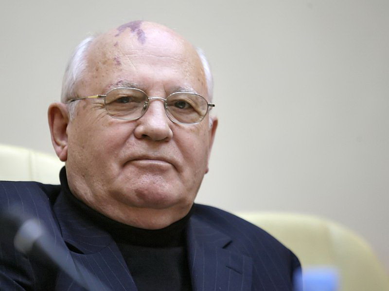 Горбачев о Путине: Он уже Бог, или, по крайней мере, заместитель Бога - по каким вопросам, не знаю