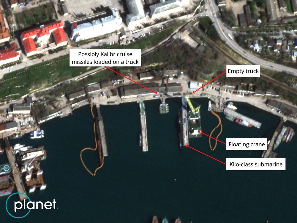 Российские подлодки "Кило" угрожают Украине "Калибрами" в Черном море – фотодоказательство