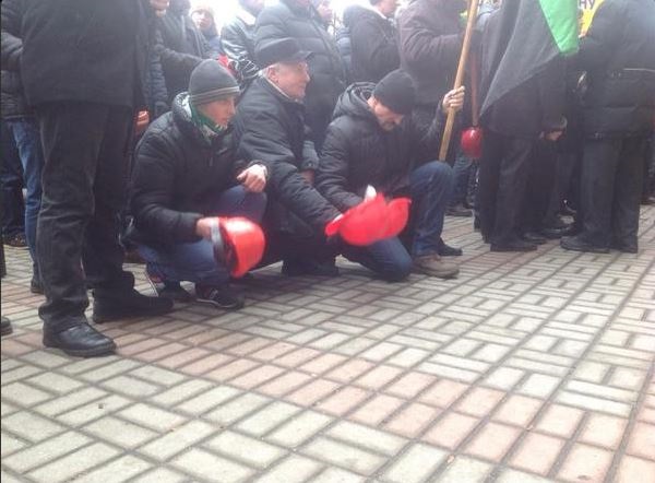 Подробности митинга шахтеров у Минэнерго: пикетчики пытаются спасти экономику Украины