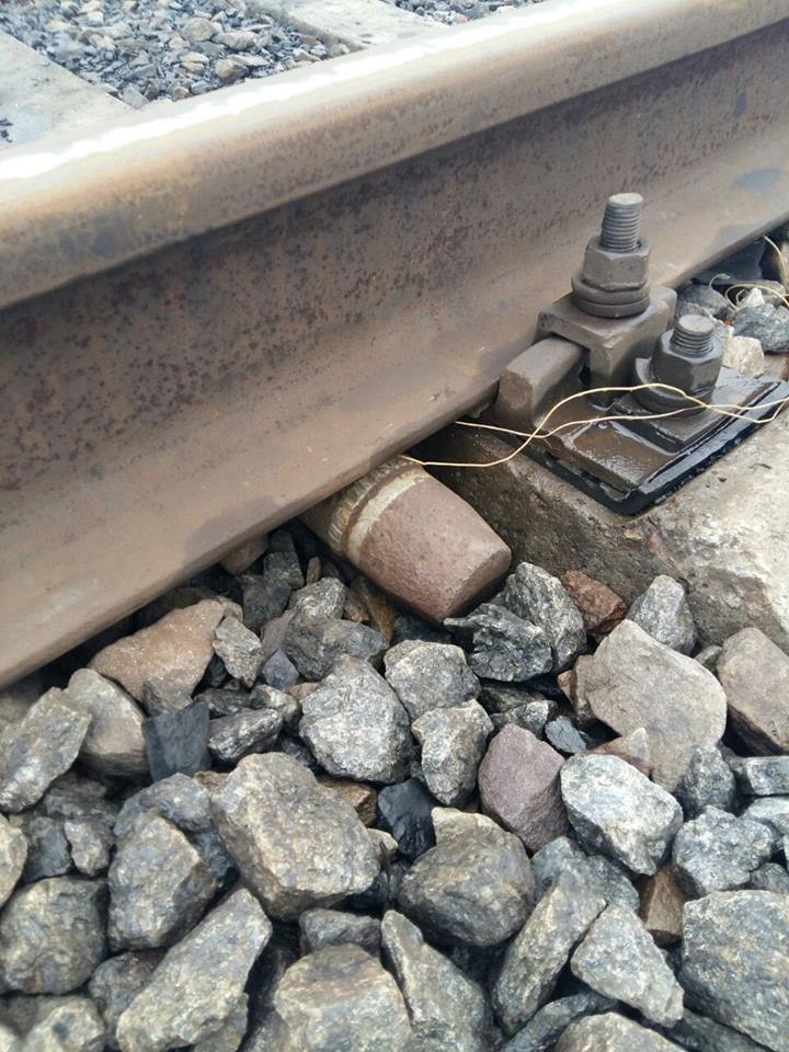 На железной дороге в Донецкой области предотвращен крупный теракт