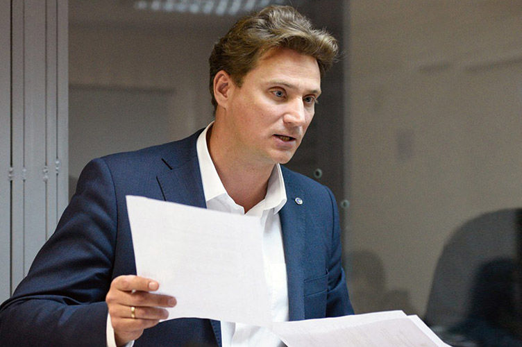 Одиозный адвокат Рыбин идет на довыборы в Раду: стало известно, от какой партии