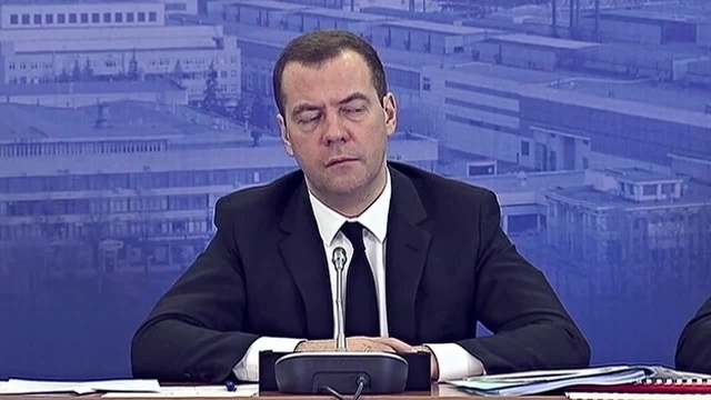 ​Путин в трауре: “не уберегли” его друга Медведева – российский премьер не может работать из-за болезни