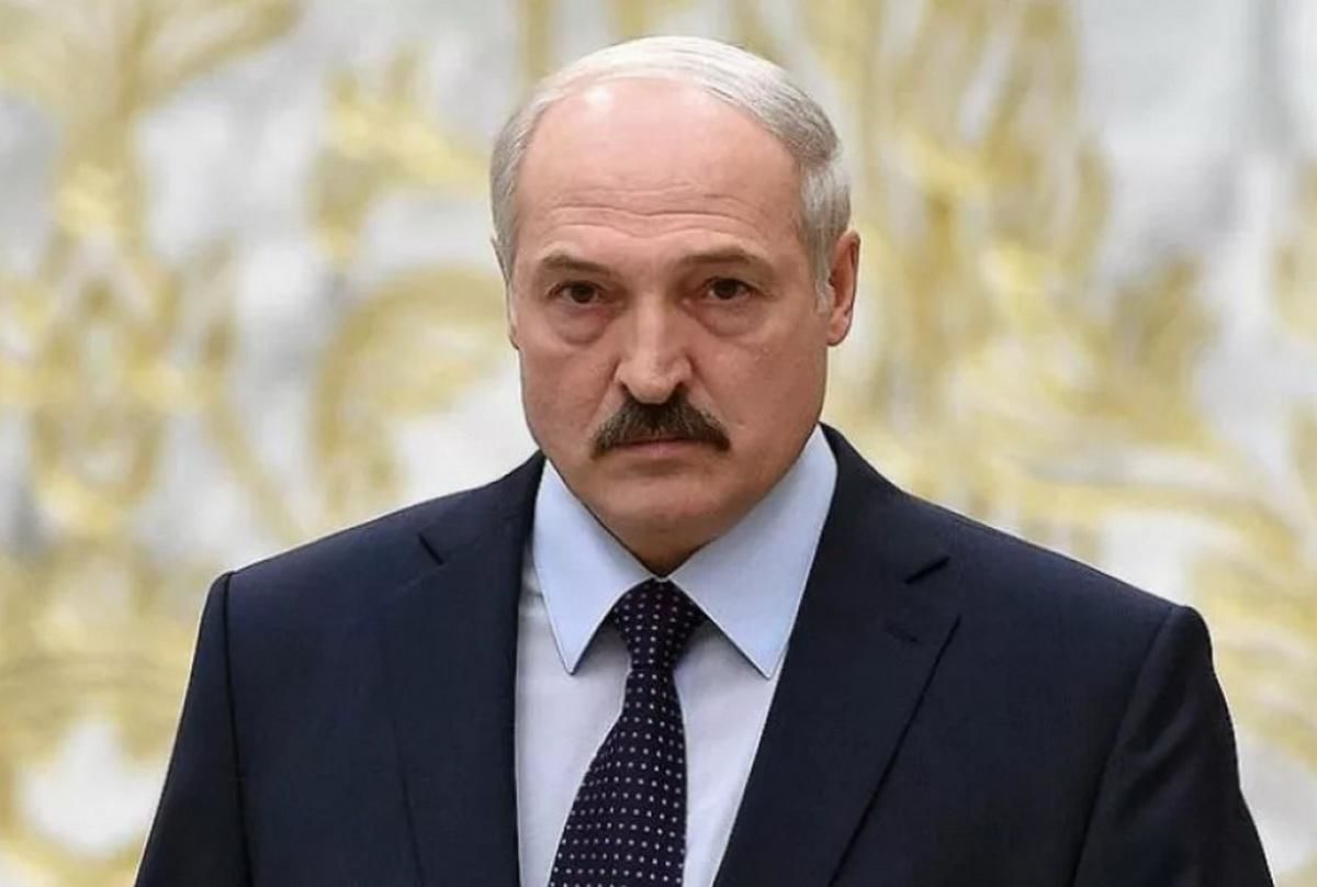 Лукашенко загнали в угол –  Беларусь просит у Кремля очередной кредит