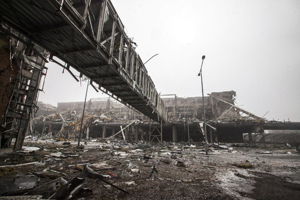 ​Юрий Береза: боевики в Донецке обстреливают руины аэропорта