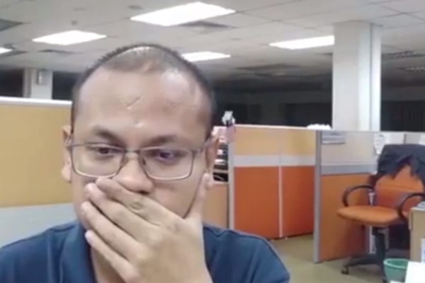 "Там живут призраки, я боюсь туда возвращаться", - малайзиец показал пугающее видео из пустого офиса