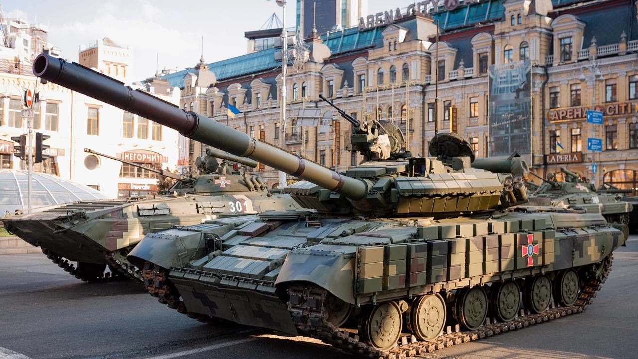 Військовий експерт Олег Катков відповів на запитання, коли Україна зрівняється кількістю зброї з РФ