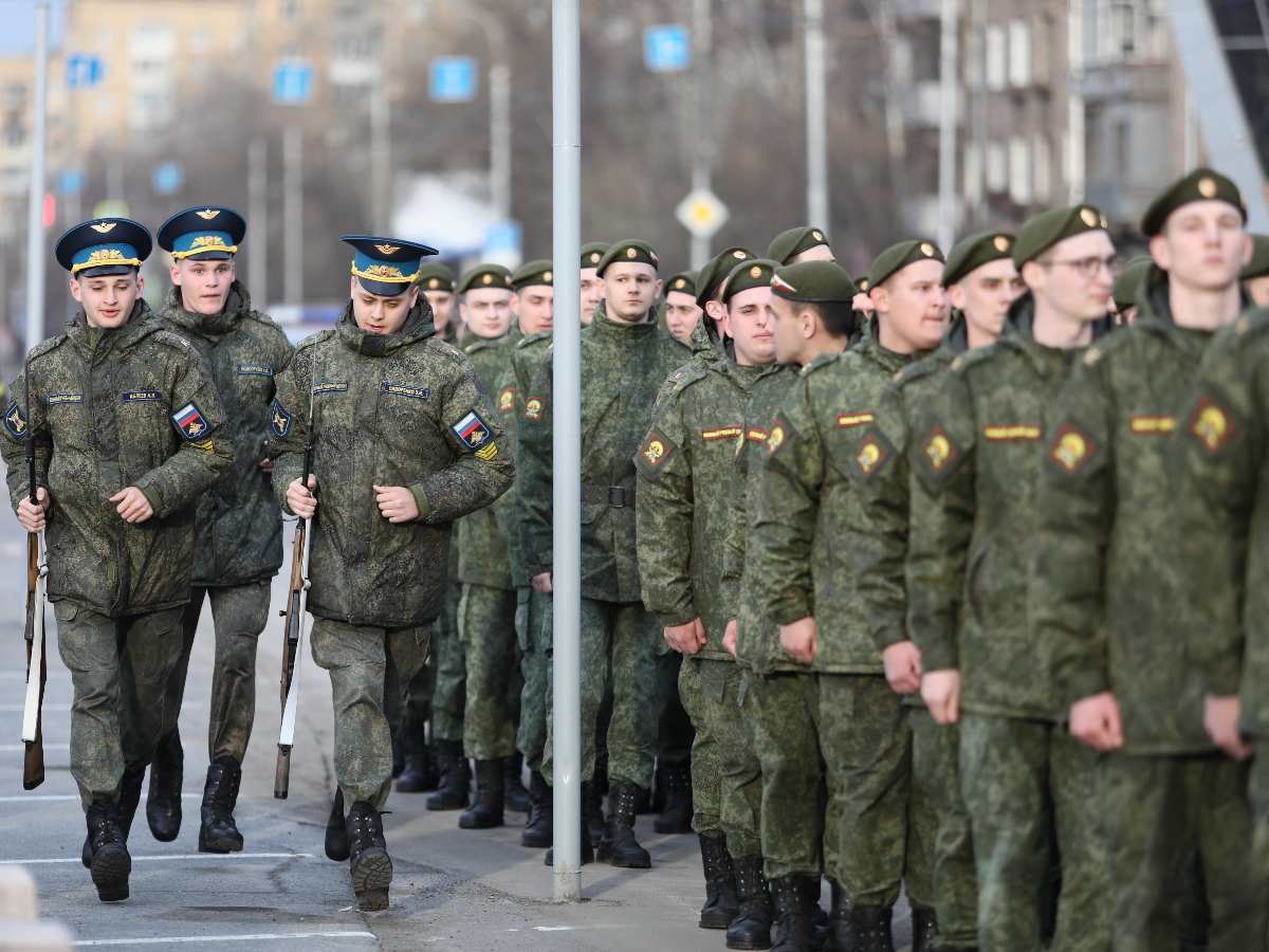 Новая волна мобилизации добьет армию России - ISW