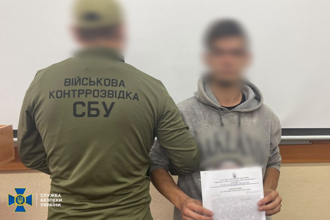 СБУ затримала дезертира ВМС ЗСУ за публікацію у соцмережах позицій ракетних комплексів