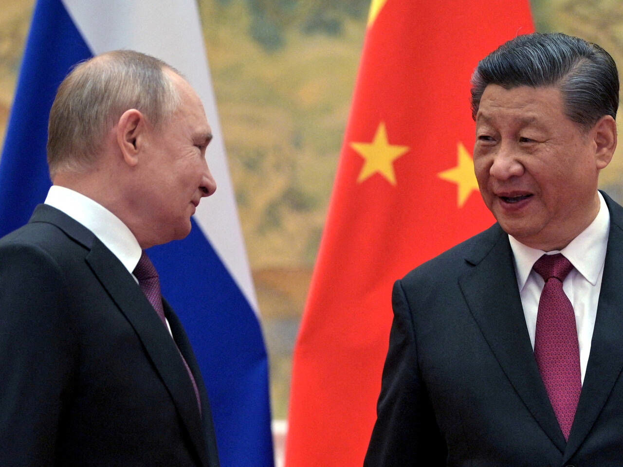 Си Цзиньпин второй раз проигнорировал приглашение Путина посетить Москву
