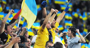 МИД: В Беларуси задержаны 15 футбольных фанатов из Украины
