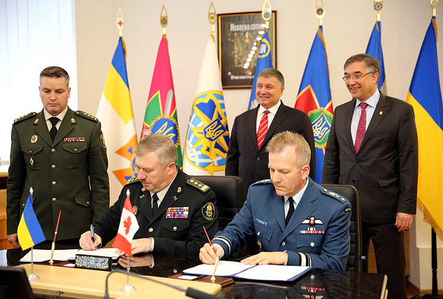​Украина и Канада заключили договор о совместной военной подготовке