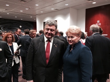 Порошенко: Литва будет поставлять в Украину оружие