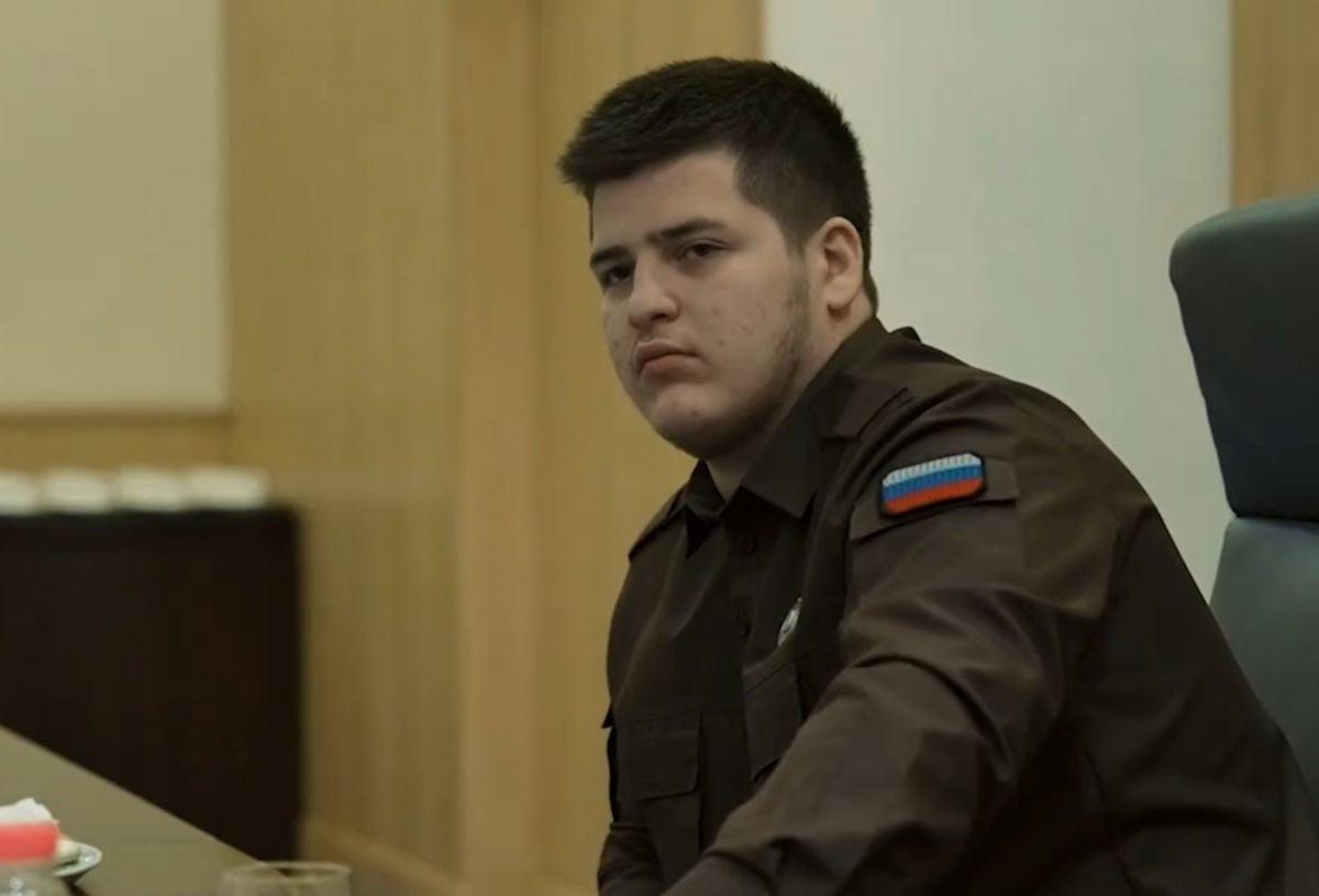 "Летающий госпиталь" МЧС РФ срочно доставил сына Кадырова в Москву после аварии в Грозном – росСМИ