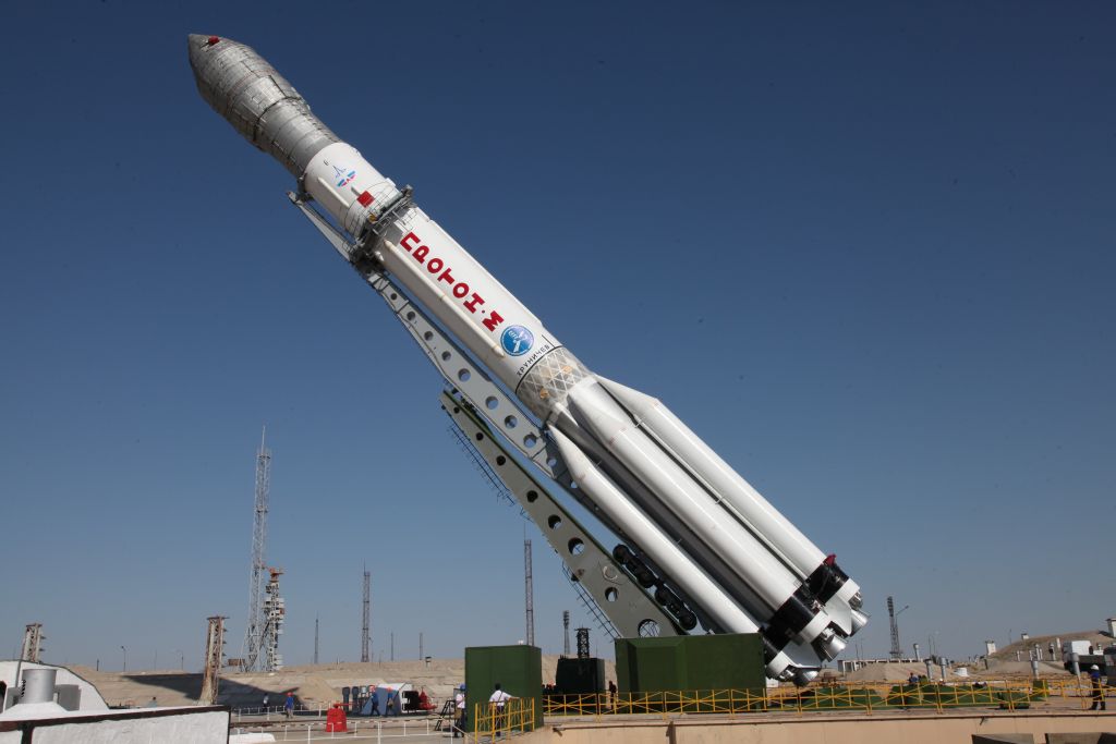 С "Байконура" успешно стартовала ракета-носитель "Протон-М"  