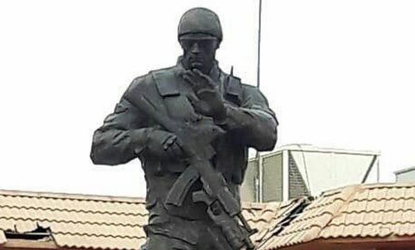 ​В Сирии установили памятник вагнеровцам, погибшим за нефтяные месторождения для олигархов Кремля - подробности