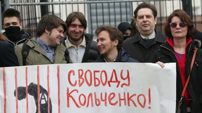 Киевские активисты: «Путина – долой, Кольченко – домой!»