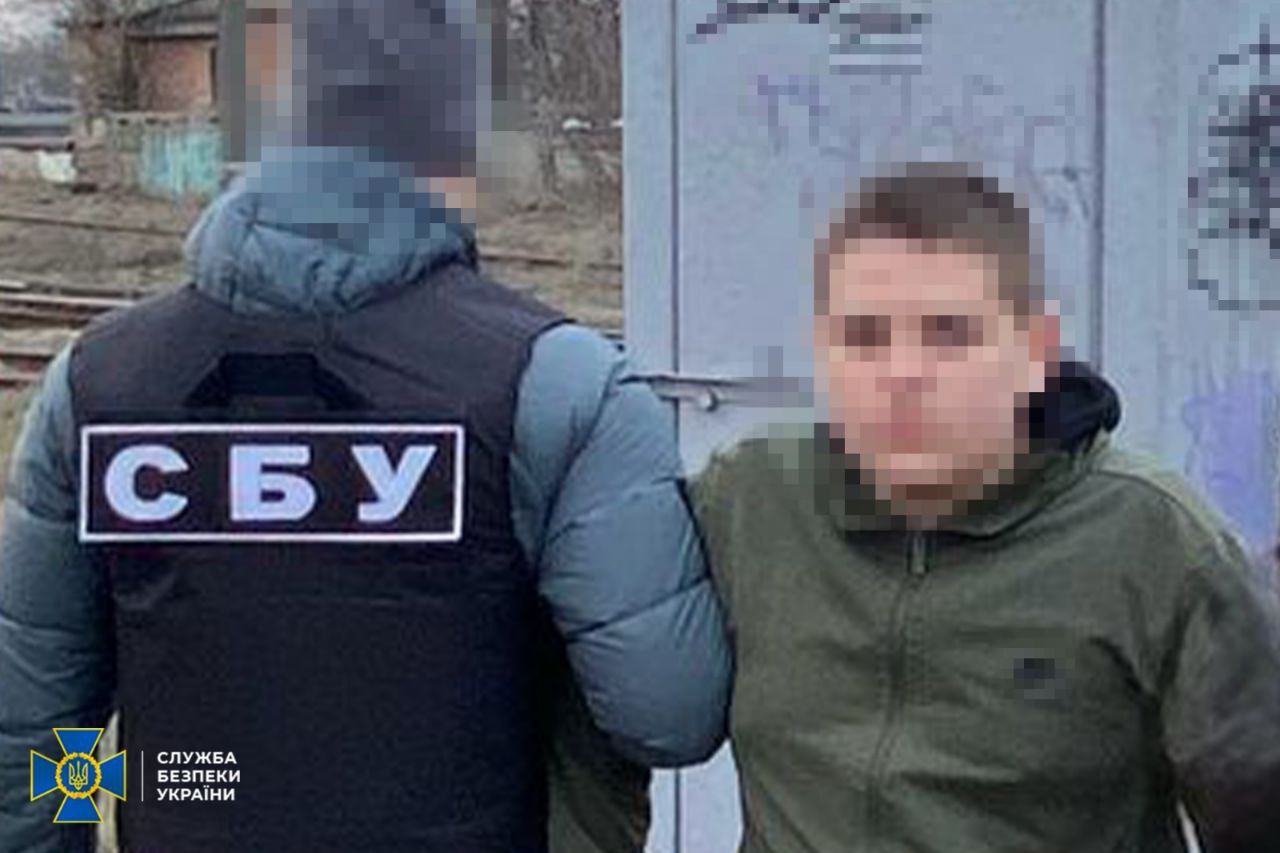 ​Самому младшему 12 лет: СБУ разоблачила поджигателей, работавших на спецслужбы РФ