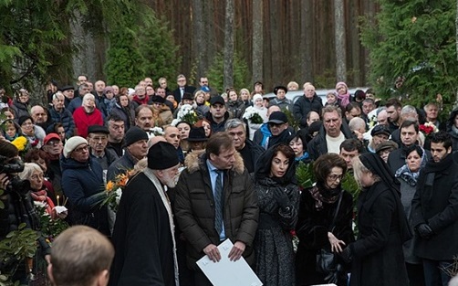 Никогда так не делайте во время похорон! Никто не знает о страшном запрете… … …