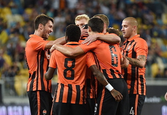 Донецкий "Шахтер" не без помощи соперников из "Истанбул Башакшехир" выходит в групповой этап Лиги Европы