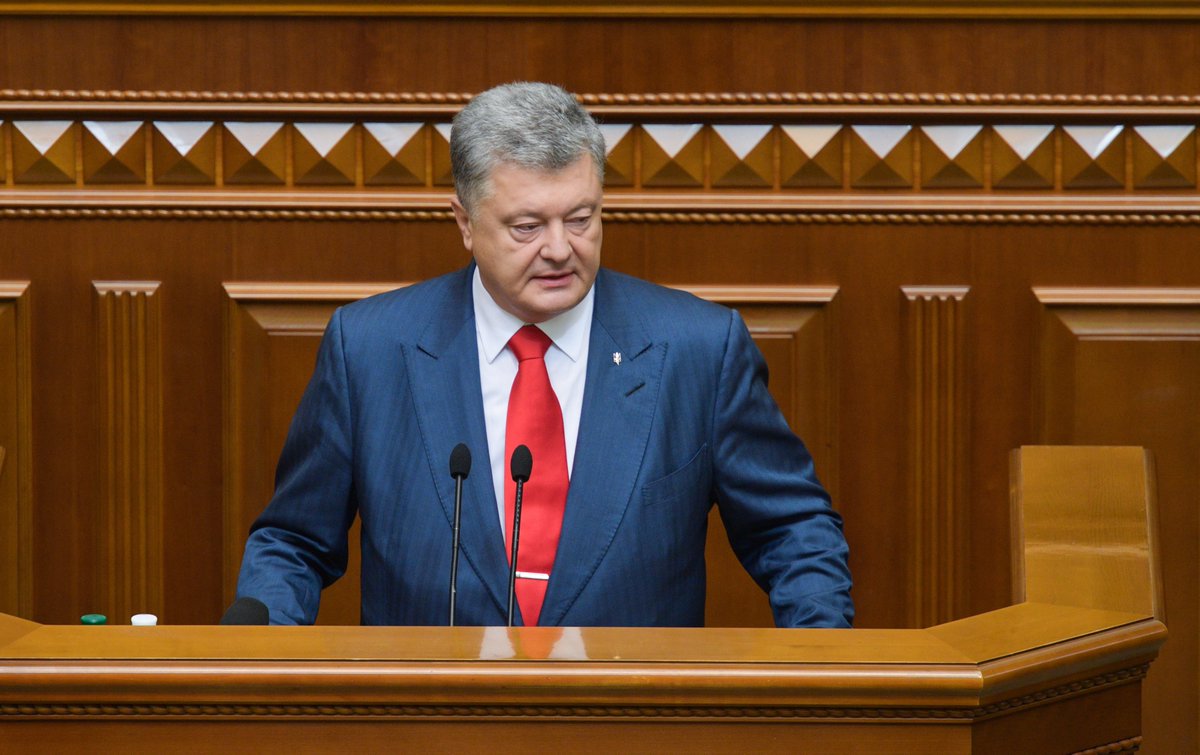 Порошенко обещал очистить Украину от агентуры российского агрессора: жесткий закон ударит по "оккупированным" СМИ 