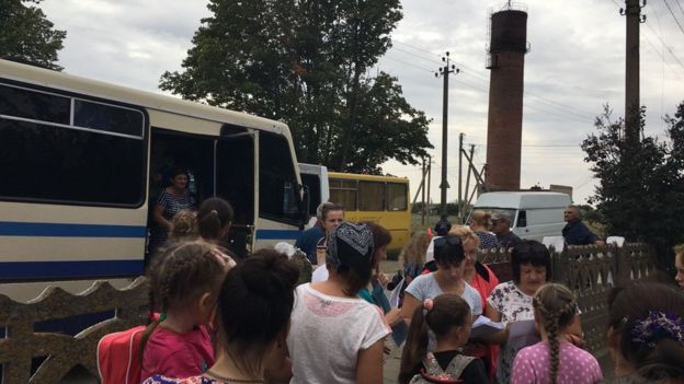 "У малышей одышка и головная боль", - жители Херсонщины о спасении около 2 тыс. детей от ядовитых выбросов из Крыма