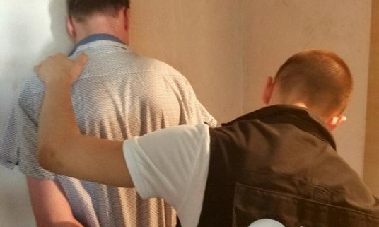 В Киеве арестован подражатель Захарченко и Плотницкого: СБУ пресекла создание фейковой "народной республики"