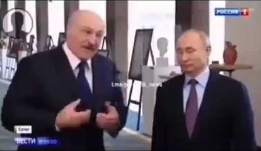 Видео, как Лукашенко "пошутил" над президентом РФ, взорвало Сеть: Путин потерял дар речи, опустил глаза и не смог промолвить даже слово