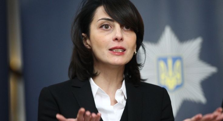 Иск против Деканоидзе: глава Нацполиции предстанет перед судом за нарушение Конституции - незнание украинского языка