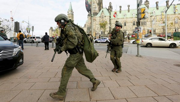 Нападение на солдат почетного караула у здания парламента Канады. Подробности происшествия