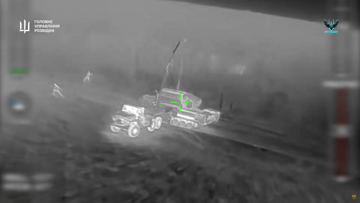 "Призраки" ГУР уничтожили российских систем ПВО на десятки миллионов долларов – видео ударов дронов 