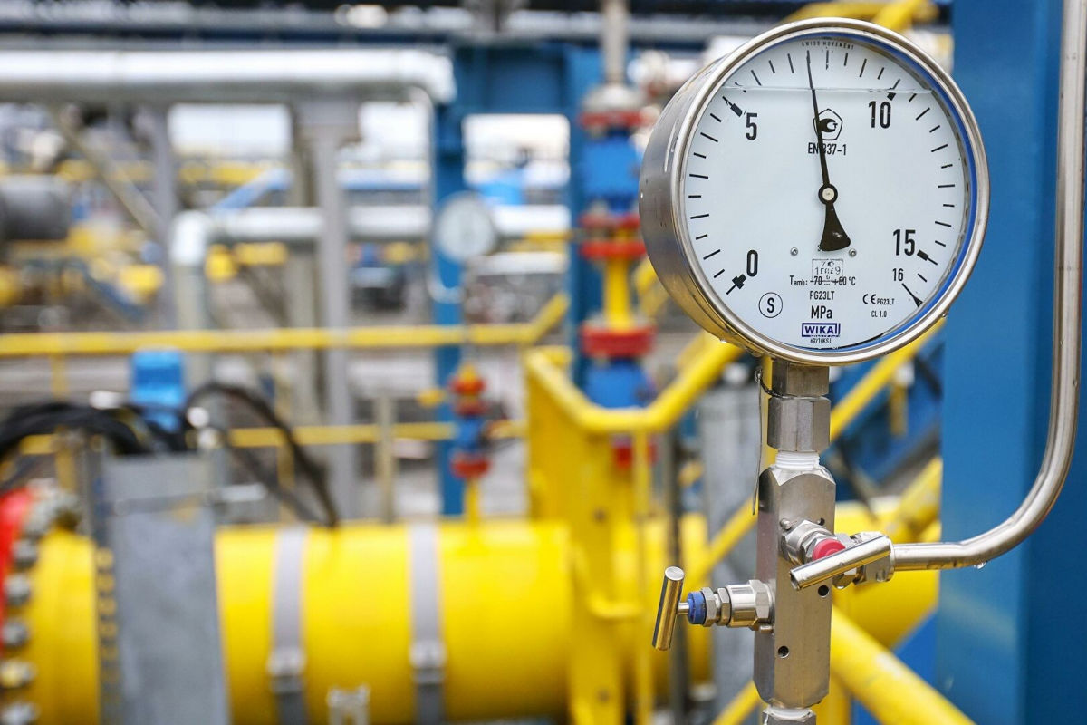 Европа установила 10-летний газовый рекорд, пока РФ "хоронит" транзит через Польшу и Украину