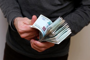 В ДНР обещают начать соцвыплаты уже на будущей неделе. Будут давать рублями