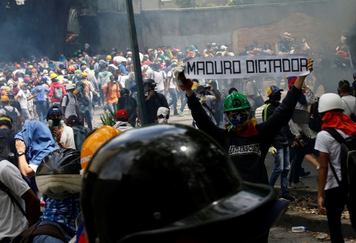 Свержение преступного режима Мадуро на финишной прямой - громкие подробности