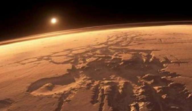 Видео: Что скрывает NASA от человечества? Над поверхностью Марса обнаружен летающий шар
