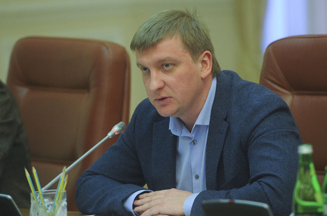 Кабмин Украины предложит СНБО перечень документов по возможным санкциям против РФ