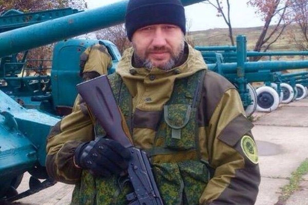 Царев в печали: ФСБ депортирует в Украину его друга - главаря "Оплота" и террориста "ДНР" Михайличенко