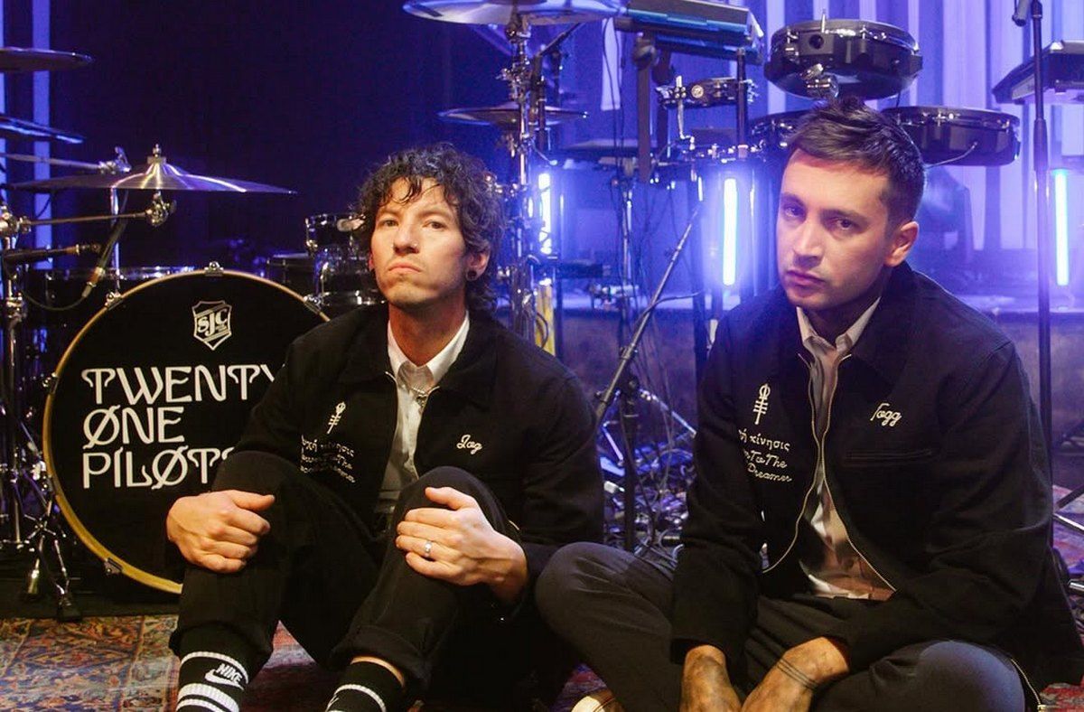 Маленький украинец Артем стал звездой концерта Twenty One Pilots в Берлине