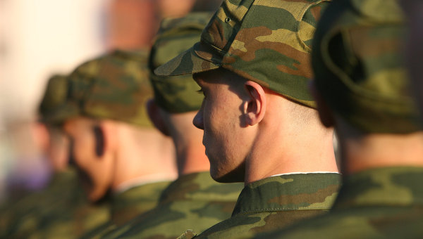ДонОГА: справки из военкоматов мужчинам для пересечения границы не нужны, военное положение пока не объявлено