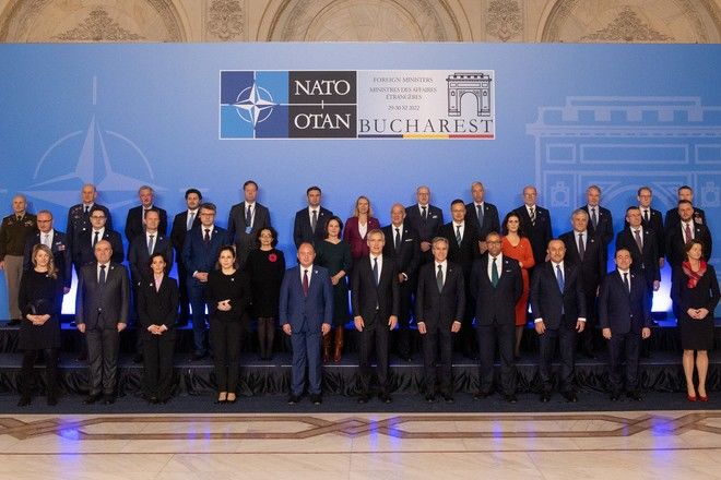 ​НАТО поможет Украине защититься от ракетных атак России: официальное заявление глав МИД