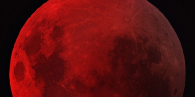 Прямая видео-трансляция "кровавого" лунного затмения 04.04