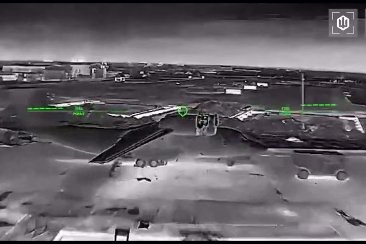 У ВС РФ минус 4 самолета за 4 дня: Z-каналы сообщают, что пилоты измотаны и “засыпают на лету”