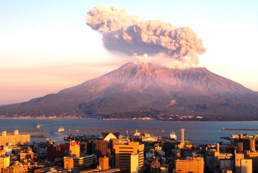 Японские ученые спрогнозировали следующее извержение вулкана Сакурадзима